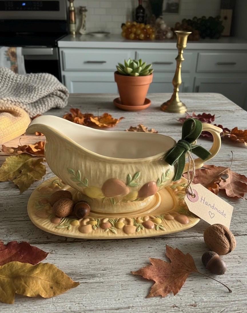 Arnels Mushroom Gravy Boat With Under Plate - Retro 70’s Home Decor