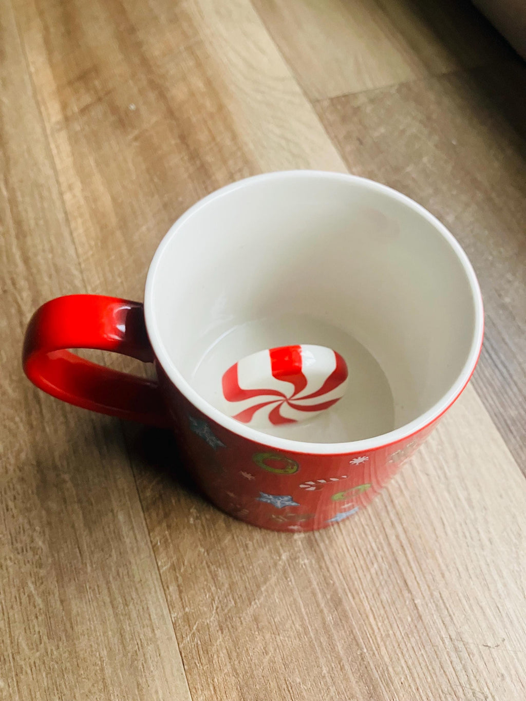2024 Wondershop 3D Surprise Red Christmas Candy Cane  Mug  15.5  Oz 4 x 4 Inches